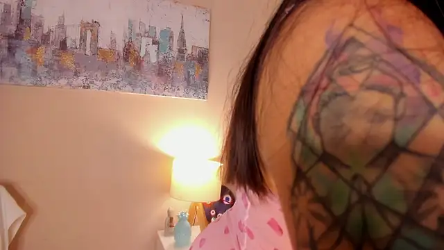 dakotaa   online show from January 13, 7:30 pm