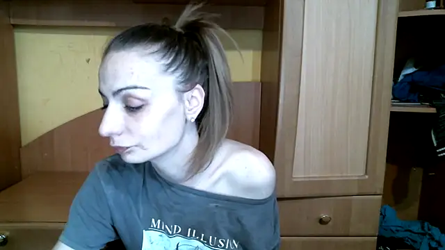 DennisXCaroll online show from February 9, 7:23 am