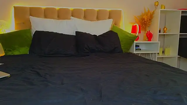 Snapshot of Jen_Angel chatting on March 17, 7:57 am Jen Angel online show from March 17, 7:57 am