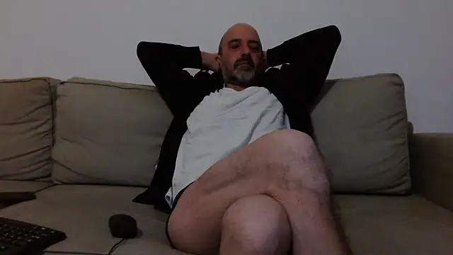 Snapshot of newsimo74 chatting on January 5, 4:58 am newsimo74 online show from January 5, 4:58 am