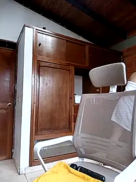 SamaraJay1 online show from March 4, 4:13 pm