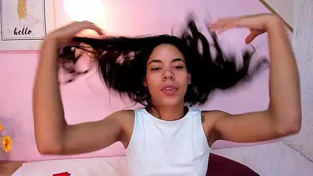 cate martinez online show from December 4, 1:47 am