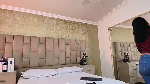 Snapshot of EmmaTorres_ chatting on March 20, 8:19 pm EmmaTorres online show from March 20, 8:19 pm