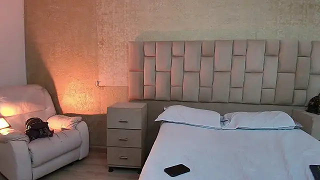 Snapshot of EmmaTorres_ chatting on March 21, 8:40 pm EmmaTorres online show from March 21, 8:40 pm