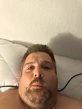 Ronny2510 online show from November 21, 10:41 pm