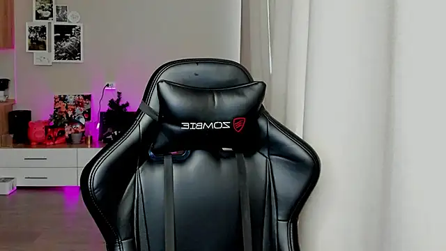 Sm0ly online show from May 1, 2:38 am