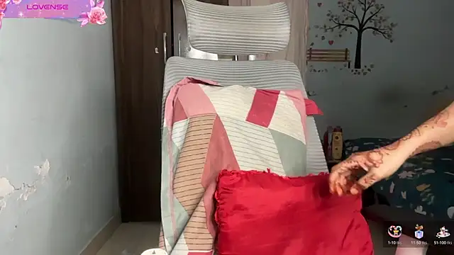 Dazzling  ira online show from October 21, 10:21 pm