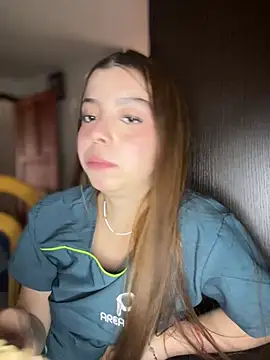 Cloew Marz online show from February 18, 8:36 pm