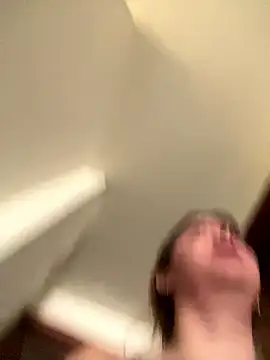 Snapshot of Cloew_Marz chatting on January 9, 5:26 pm Cloew Marz online show from January 9, 5:26 pm