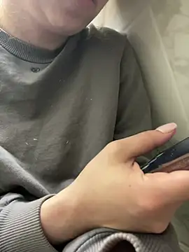 Snapshot of Cloew_Marz chatting on February 1, 4:05 pm Cloew Marz online show from February 1, 4:05 pm