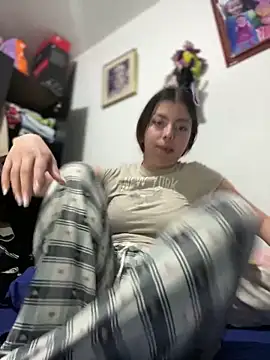 Snapshot of Cloew_Marz chatting on February 17, 10:49 pm Cloew Marz online show from February 17, 10:49 pm