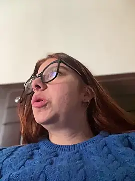 Snapshot of Cloew_Marz chatting on March 7, 6:49 pm Cloew Marz online show from March 7, 6:49 pm