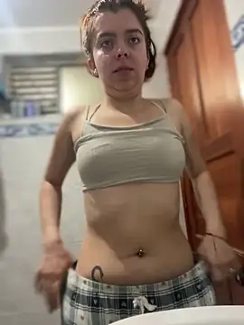 Snapshot of Cloew_Marz chatting on March 27, 1:33 pm Cloew Marz online show from March 27, 1:33 pm