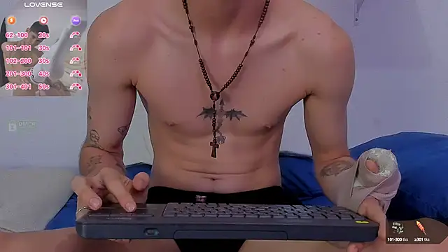 Snapshot of Jaack_str chatting on March 5, 12:16 am Jaack str online show from March 5, 12:16 am