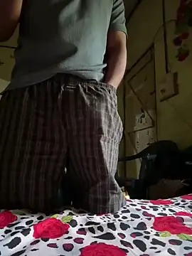 Snapshot of Blaze_xXx chatting on January 6, 6:47 am Blaze xXx online show from January 6, 6:47 am