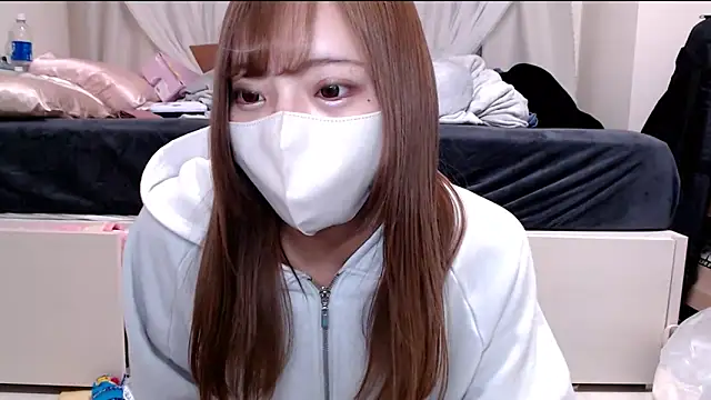  chanMOMO  online show from February 1, 6:43 am