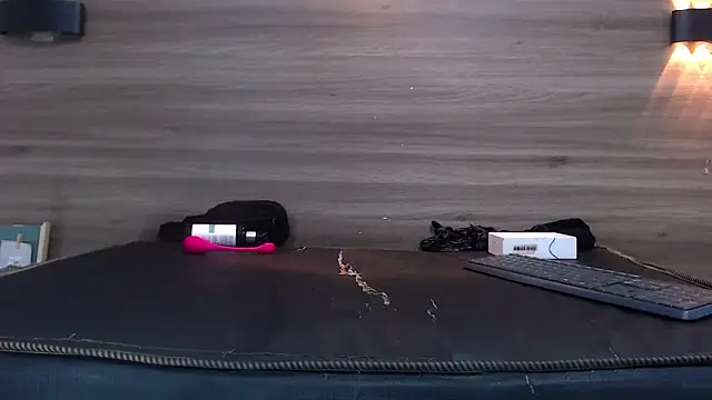 Cutie Shy  online show from January 31, 1:33 am