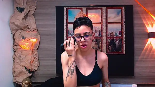 Cutie Shy  online show from October 22, 6:29 pm