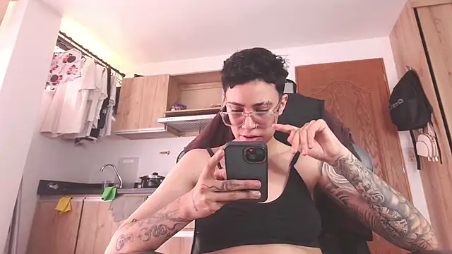 Cutie Shy  online show from April 7, 5:35 pm