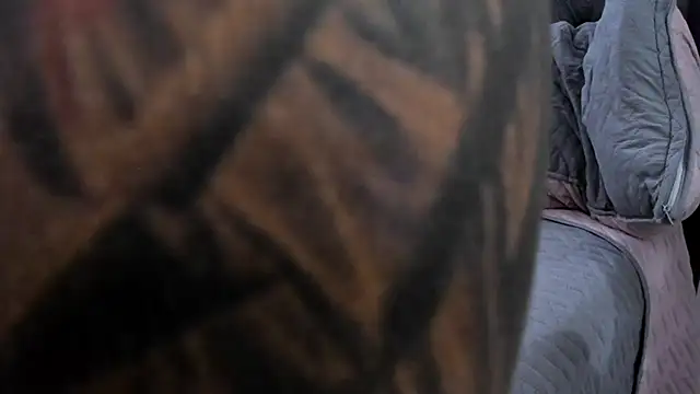 MalconStonne online show from March 4, 8:46 am