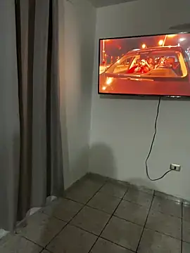 lolitalamasbonita01 online show from February 7, 5:20 am