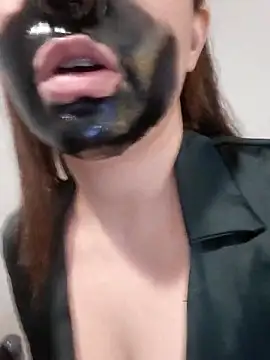 lolitalamasbonita01 online show from September 12, 1:06 am