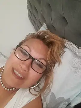 Kazsandraa online show from May 15, 6:26 pm