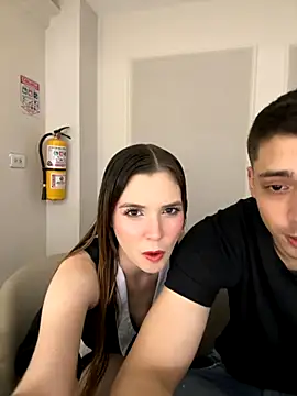 Snapshot of samantha_kevin chatting on October 27, 5:11 am samantha kevin online show from October 27, 5:11 am