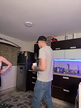 samantha kevin online show from February 7, 3:32 am