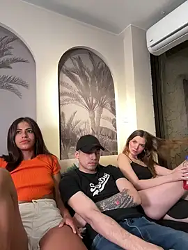 samantha kevin online show from March 4, 4:07 am