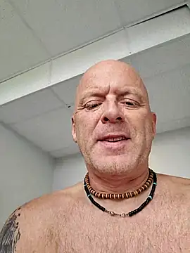 Snapshot of Alwaysreadysex69 chatting on September 16, 12:39 pm Alwaysreadysex69 online show from September 16, 12:39 pm