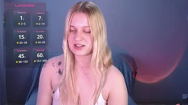 EmiliaDuchess online show from May 17, 10:55 am