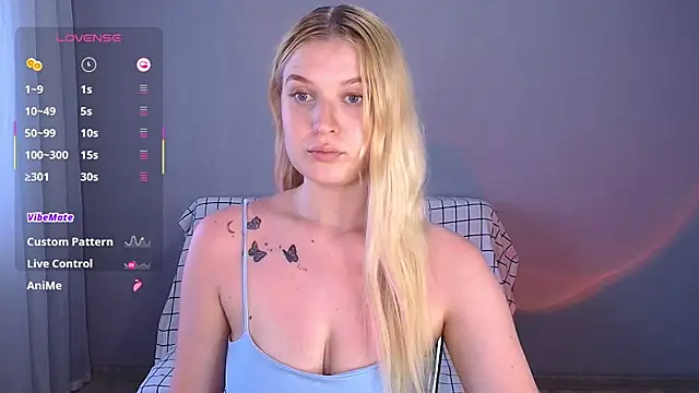 EmiliaDuchess online show from August 6, 9:22 am