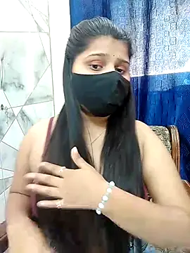 Snapshot of Hotty-simran chatting on February 21, 4:40 am Hotty-simran online show from February 21, 4:40 am
