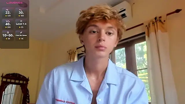 Snapshot of agelandreww chatting on February 28, 7:42 am agelandreww online show from February 28, 7:42 am