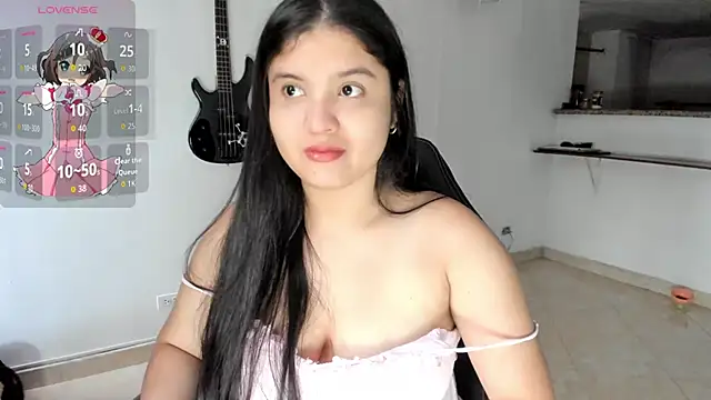 lilpervertgirl online show from June 7, 9:29 pm