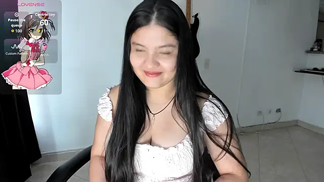 lilpervertgirl online show from June 10, 8:41 pm