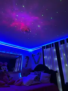 touchm cockhard online show from November 27, 6:37 am