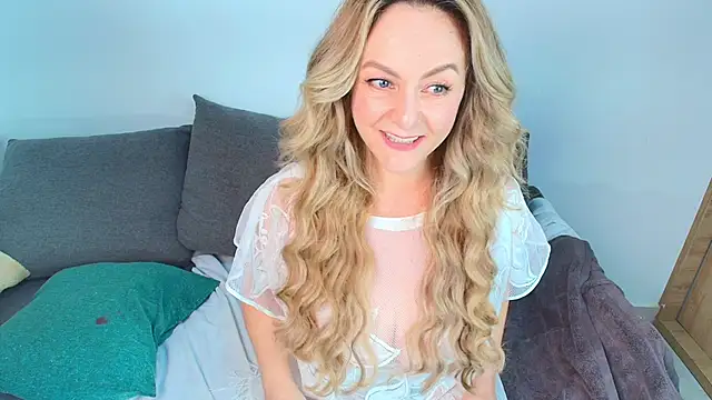 ladychanel 1 online show from February 26, 7:57 pm