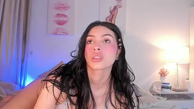 halseycox    online show from May 14, 5:36 am