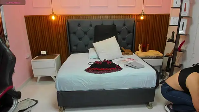 MEYLAGIA online show from November 18, 3:12 am