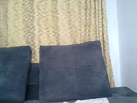 Snapshot of Miss_Amani chatting on October 4, 12:41 am Miss Amani online show from October 4, 12:41 am