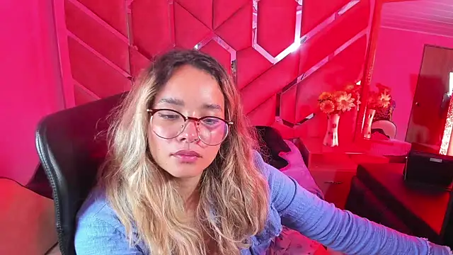 Olivia Fox69 online show from October 28, 2:26 am