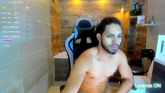 Snapshot of Amir_Abdull chatting on January 25, 12:38 am Amir Abdull online show from January 25, 12:38 am