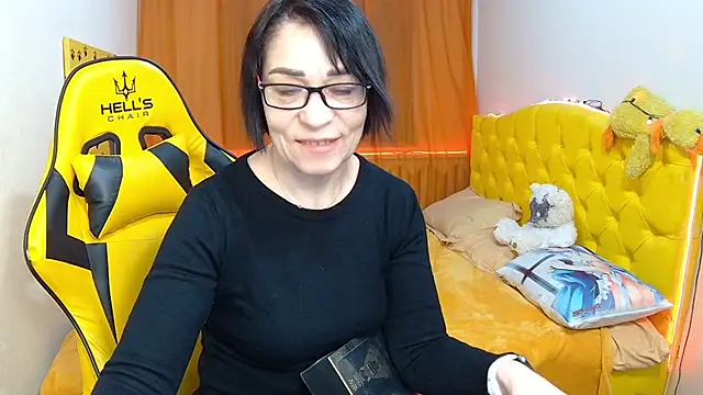 Snapshot of SandraHormas chatting on January 24, 8:34 am SandraHormas online show from January 24, 8:34 am