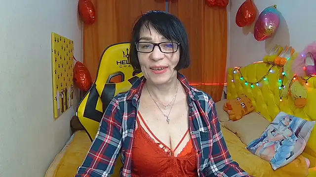 Snapshot of SandraHormas chatting on March 21, 10:50 am SandraHormas online show from March 21, 10:50 am