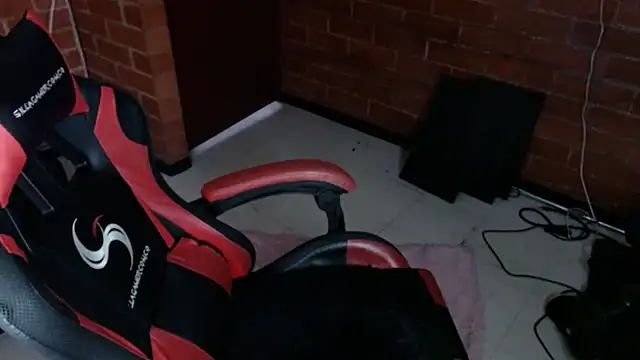 dannafitness online show from March 21, 10:39 pm