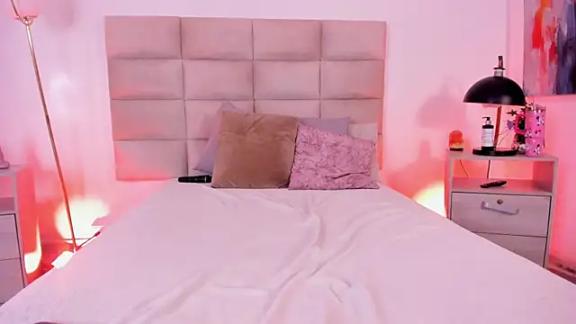 AngelyRosse1 online show from November 12, 5:52 am