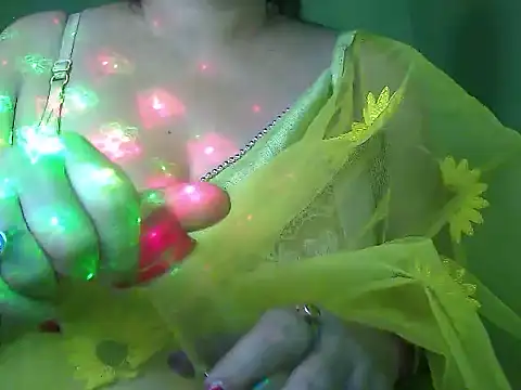 LOVERIAKOL online show from November 27, 3:03 pm