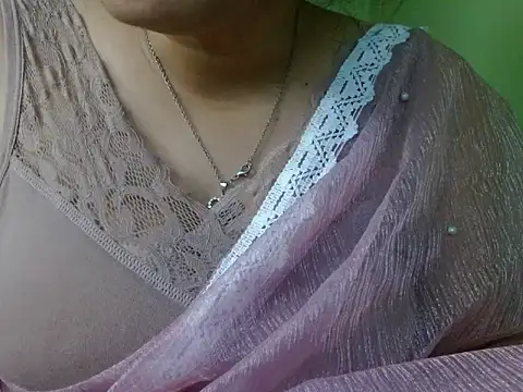 Snapshot of LOVERIAKOL chatting on February 20, 7:36 pm LOVERIAKOL online show from February 20, 7:36 pm